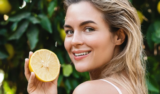 Can lemon juice remove dark spots