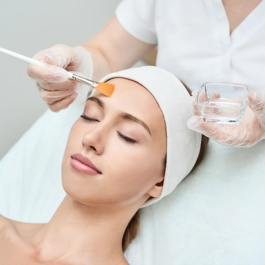 The Ultimate Skin Revival: Chemical Peels Dubai