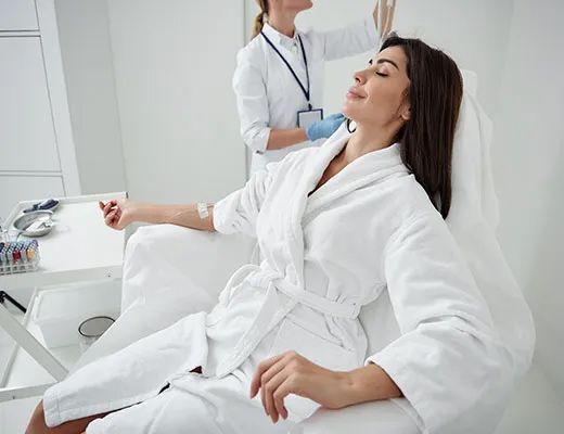 How IV Drip Therapy Can Help with Stress Management in Dubai