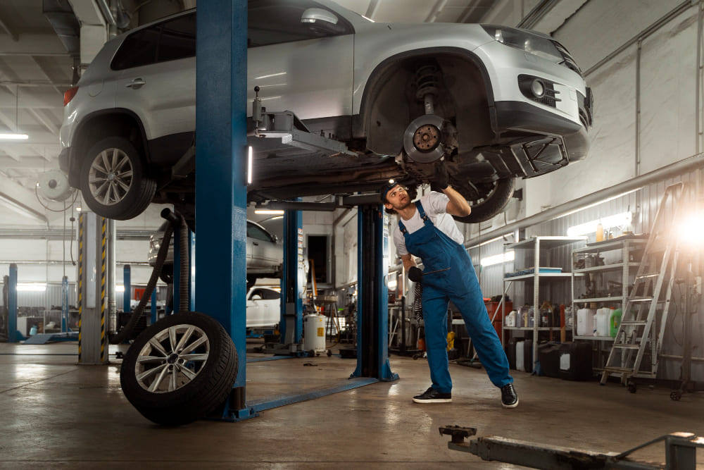 Best Garage in Sharjah – Your One-Stop Destination for Car Repair & Maintenance